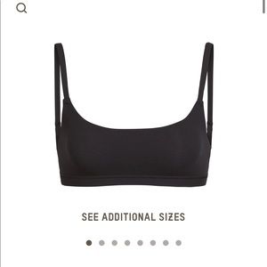 SKIMS fits everybody scoop neck bra